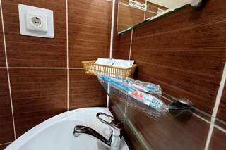 Гостиница Анна Новороссийск Трехместный номер-6