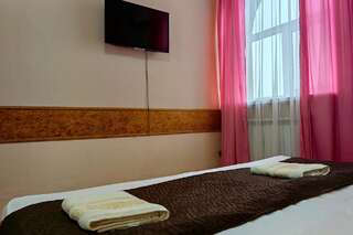 Гостиница Анна Новороссийск Стандартный четырехместный номер-7