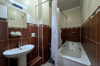 Гостиница Анна Новороссийск Семейный номер-9